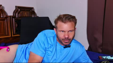 Snapshot of ahardman10 chatting on 11, 6, 2026 Blue Eyed Handsome Man online show from 11, 6, 2026