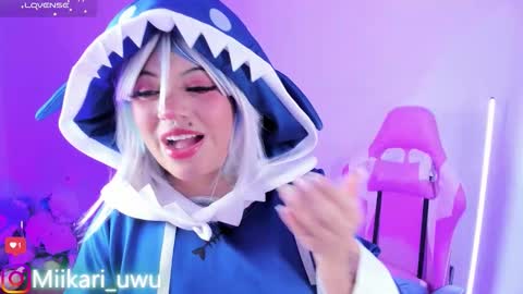 Snapshot of ahri_elderwood chatting on 23, 12, 2025 Ahri help me get to 100 online show from 23, 12, 2025