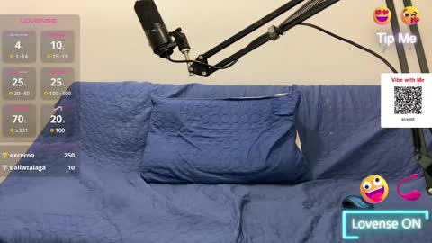 Snapshot of ahsleysnow chatting on 20, 2, 2025 AHSLEY online show from 20, 2, 2025