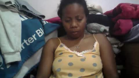 Aicha boobs online show from 17, 3, 2026
