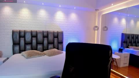 aidajoness online show from 25, 4, 2026