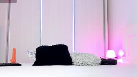 aidasina online show from 27, 4, 2026