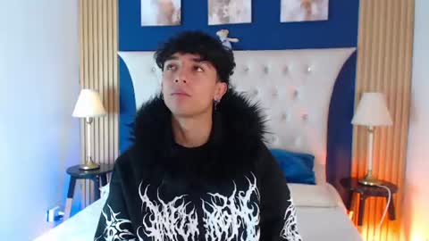Snapshot of aiden_rivers_ chatting on 20, 6, 2026 Aiden online show from 20, 6, 2026
