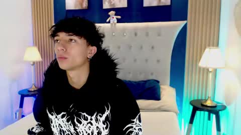 Snapshot of aiden_rivers_ chatting on 22, 6, 2026 Aiden online show from 22, 6, 2026