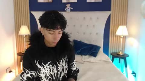 Snapshot of aiden_rivers_ chatting on 1, 7, 2026 Aiden online show from 1, 7, 2026
