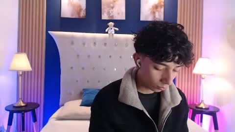 Snapshot of aiden_rivers_ chatting on 3, 7, 2026 Aiden online show from 3, 7, 2026