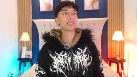Snapshot of aiden_rivers_ chatting on 17, 7, 2026 Aiden online show from 17, 7, 2026