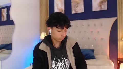 Snapshot of aiden_rivers_ chatting on 28, 7, 2026 Aiden online show from 28, 7, 2026