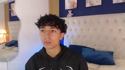 Snapshot of aiden_rivers_ chatting on 28, 7, 2026 Aiden online show from 28, 7, 2026