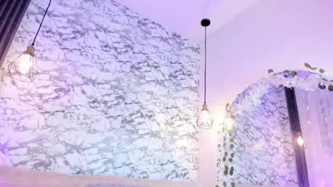 Snapshot of aihnoa_split chatting on 6, 10, 2025 AIHNOA online show from 6, 10, 2025