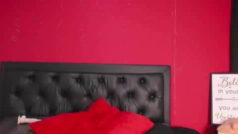Snapshot of aiilynn_1 chatting on 30, 4, 2026 Ailyn online show from 30, 4, 2026