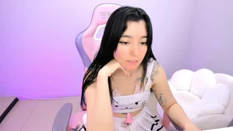 Ailee Hyuga online show from 11, 10, 2025