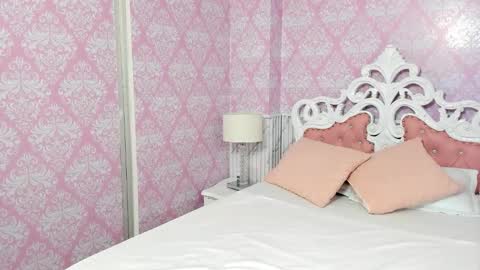   online show from 18, 11, 2025