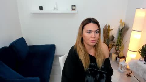 Aileen online show from 5, 1, 2025