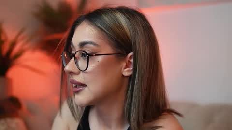  Aileen  online show from 25, 3, 2026