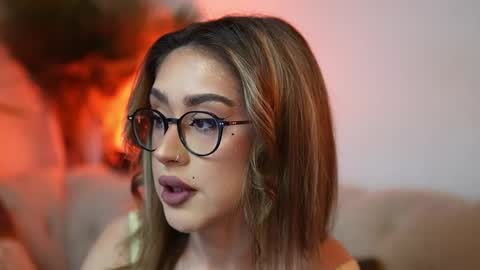  Aileen  online show from 19, 4, 2026