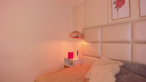 Aily Yozuko online show from 18, 3, 2026