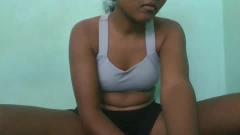 aimeamour online show from 5, 3, 2025