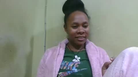 Snapshot of aimee982179 chatting on 3, 6, 2026 aimee982179 online show from 3, 6, 2026