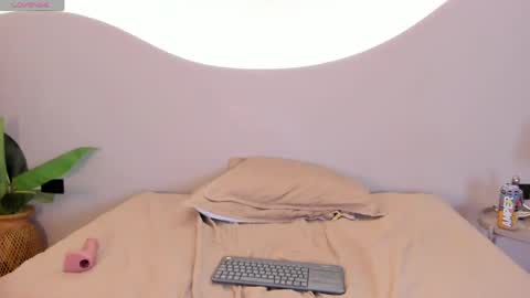Snapshot of ainaah_ chatting on 31, 5, 2026 Ainaah online show from 31, 5, 2026