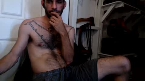 Leo  Airborn  Sir  Daddy online show from 4, 7, 2026