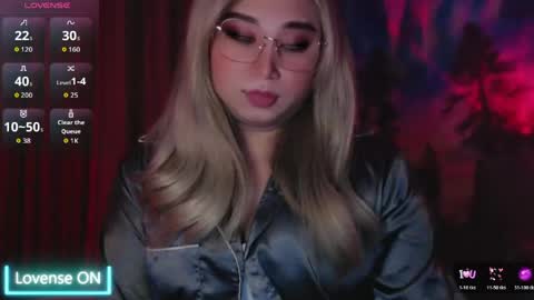 Goddess Airis online show from 17, 5, 2026