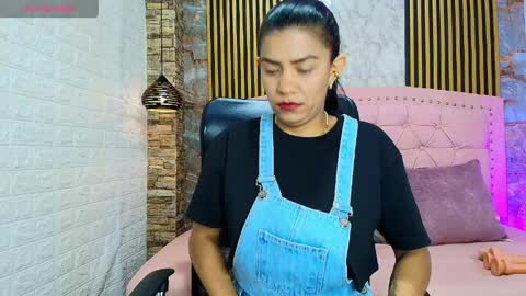 aisha__cambell online show from 24, 4, 2026