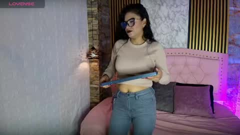 Snapshot of aisha__cambell chatting on 1, 5, 2026 aisha__cambell online show from 1, 5, 2026