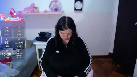 Snapshot of aisha_beneth chatting on 24, 10, 2025 online show from 24, 10, 2025