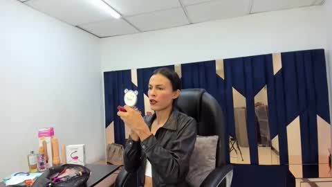 Aisha online show from 22, 3, 2026