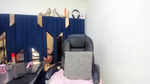 Aisha online show from 24, 4, 2026