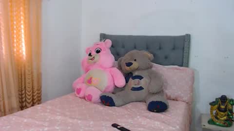 Snapshot of aisha_sex222 chatting on 11, 9, 2025 aisha_sex222 online show from 11, 9, 2025