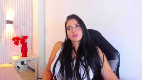 Aisha Stones online show from 28, 7, 2026