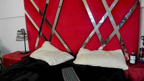 aishaxht online show from 21, 4, 2026