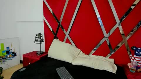 aishaxht online show from 25, 4, 2026