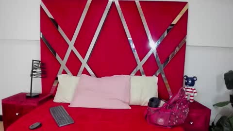 Snapshot of aishaxht chatting on 2, 5, 2026 aishaxht online show from 2, 5, 2026