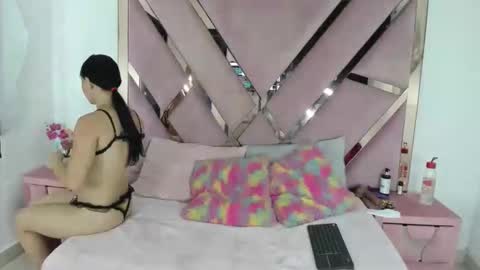 Snapshot of aishaxht chatting on 9, 5, 2026 aishaxht online show from 9, 5, 2026