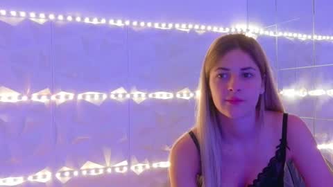 Aisha online show from 25, 9, 2025