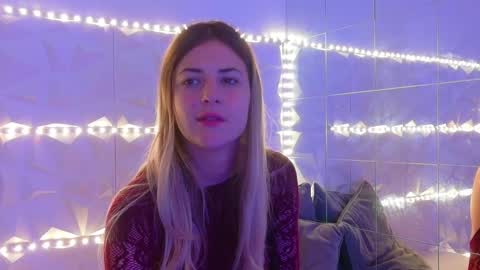 Aisha online show from 4, 11, 2025