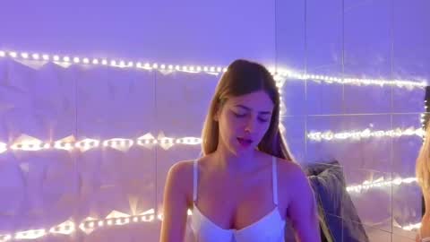 Aisha online show from 17, 11, 2025