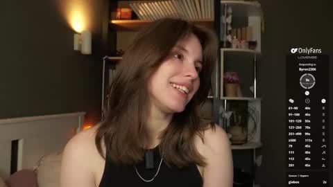 Snapshot of aislyfarran chatting on 25, 3, 2026 Aliza online show from 25, 3, 2026