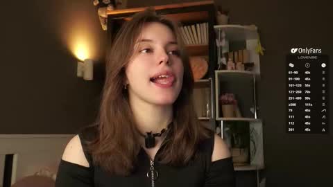 Snapshot of aislyfarran chatting on 27, 3, 2026 Aliza online show from 27, 3, 2026