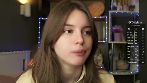 Snapshot of aislyfarran chatting on 7, 4, 2026 Aliza online show from 7, 4, 2026