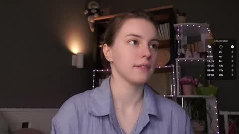 Snapshot of aislyfarran chatting on 28, 4, 2026 Aliza online show from 28, 4, 2026