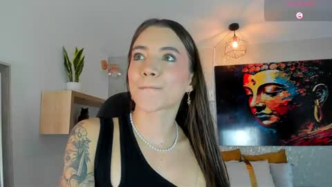 little aitana  online show from 18, 6, 2026