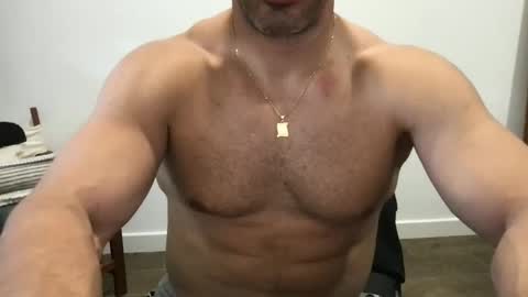 Aitor bigcock online show from 27, 4, 2026