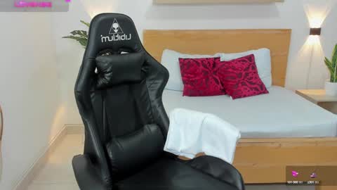 Aixa Burgos online show from 28, 2, 2025