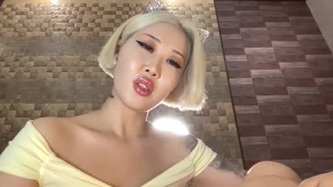 Akemi online show from 24, 2, 2025