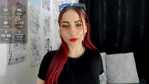 Snapshot of akila_clive chatting on 18, 6, 2026 carolina online show from 18, 6, 2026