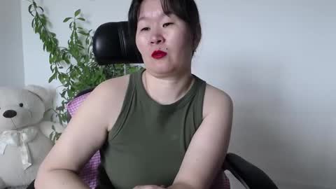 Snapshot of akira_xx chatting on 8, 5, 2026 Akira online show from 8, 5, 2026
